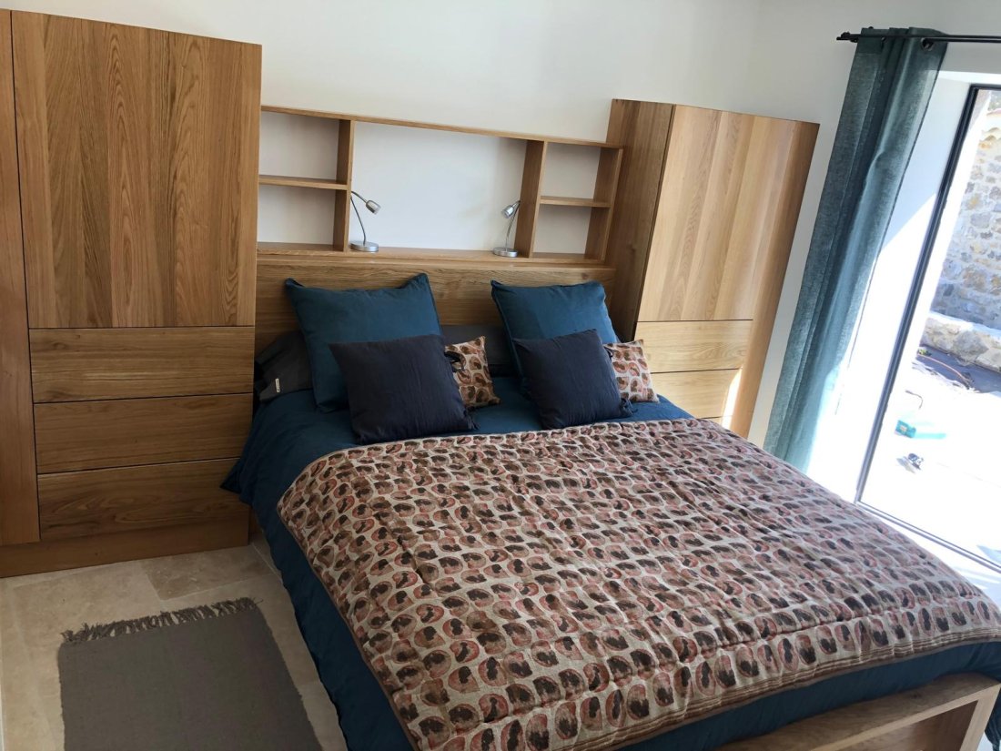 Tête de lit sur-mesure bois