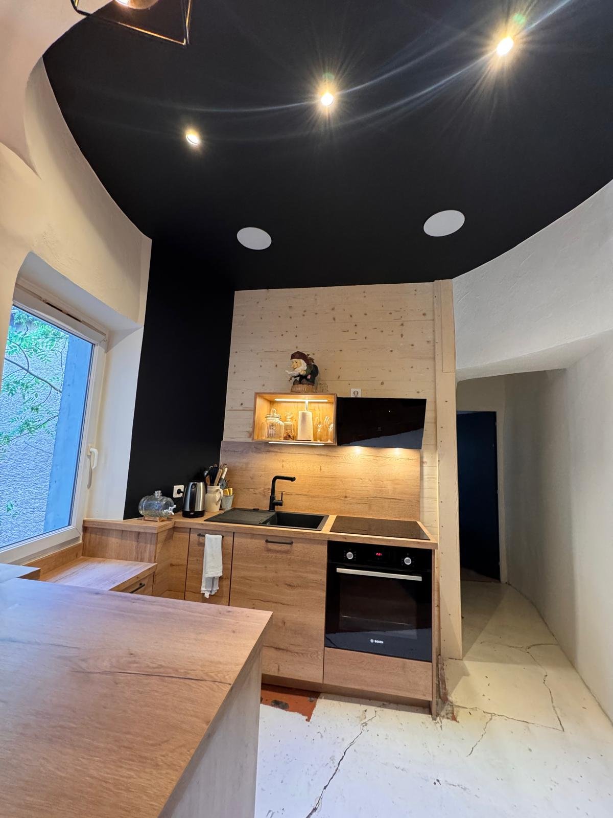 Agencement cuisine bois massif - Meubles Marrou