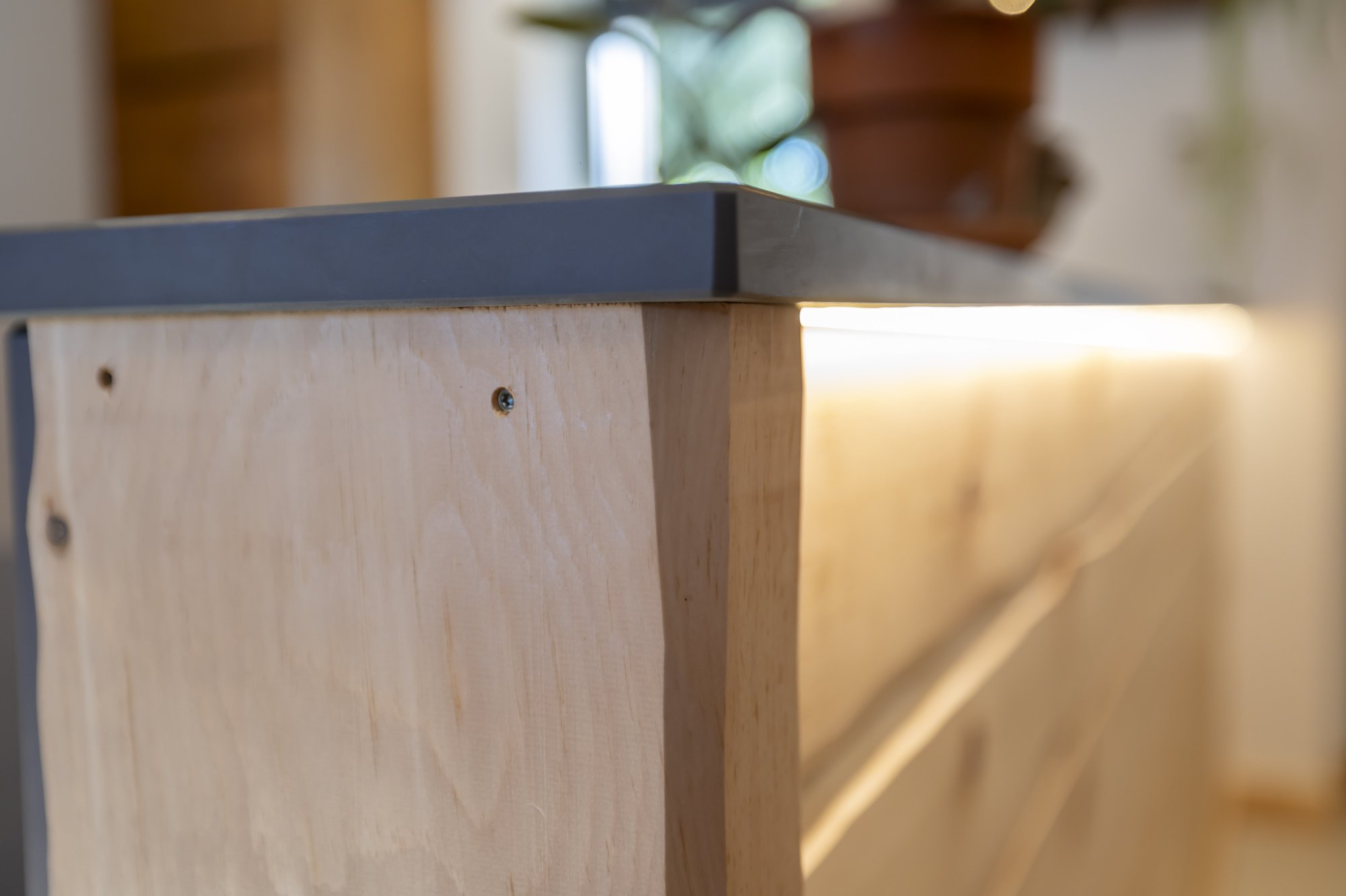 Agencement cuisine bois massif - Meubles Marrou